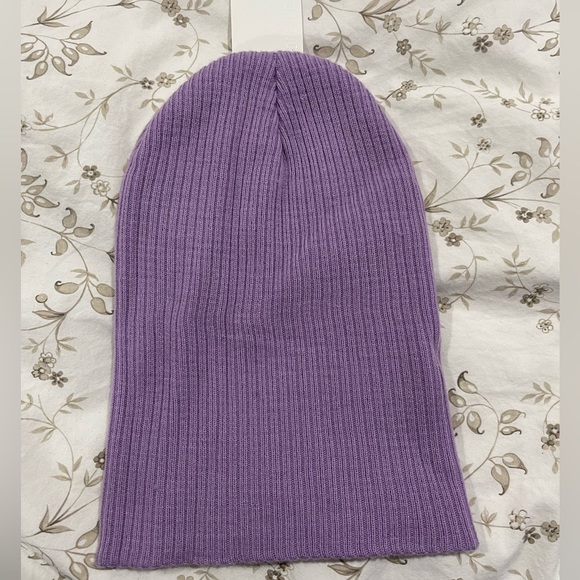 Purple forever 21 beanie - Picture 2 of 3
